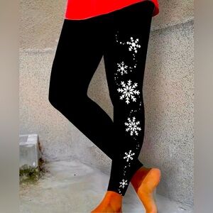 Snowflake Print Yoga Pants